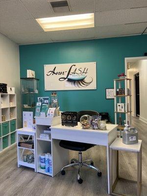 Ann Lash Beauty Bar