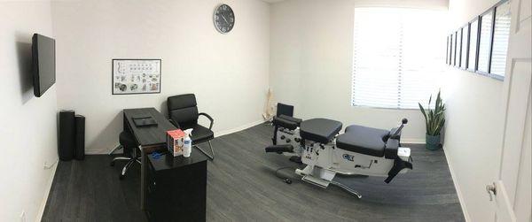 State-of-the-art chiropractic clinic serving Palm Harbor, Clearwater, Dunedin, Tarpon Springs, and Tampa.