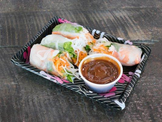 Fresh and Vibrant Summer Rolls