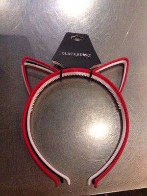 Getting my kitty ears! Love them for daily use!