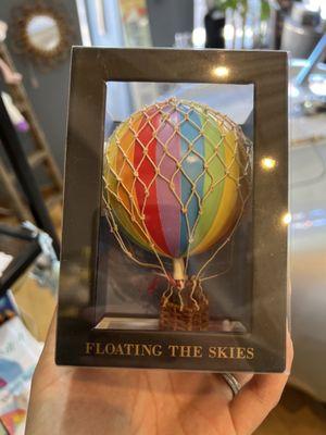 Model hot air balloon