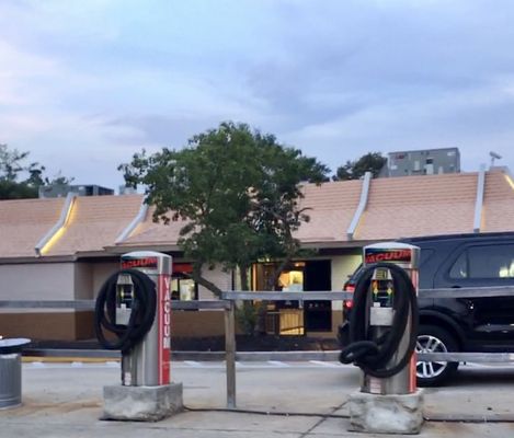 Vacuums & look Mickey D's is right there!