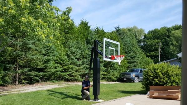 American Eagle Hoop sold and installed in Pleasant Prairie, WI by Slam Dunk Hoops