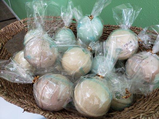 Bath Bombs