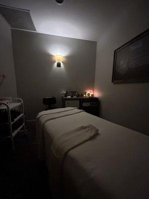 Neroli treatment room