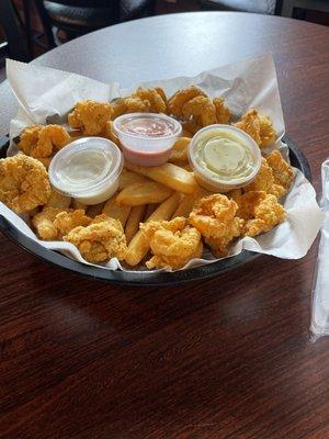 Shrimp and fries!!