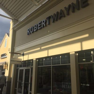 Robert Wayne Footwear