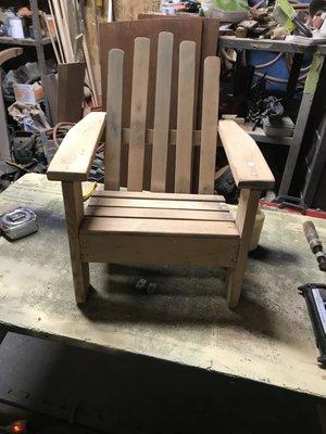 Refinish small toy arm chair (sanding process)