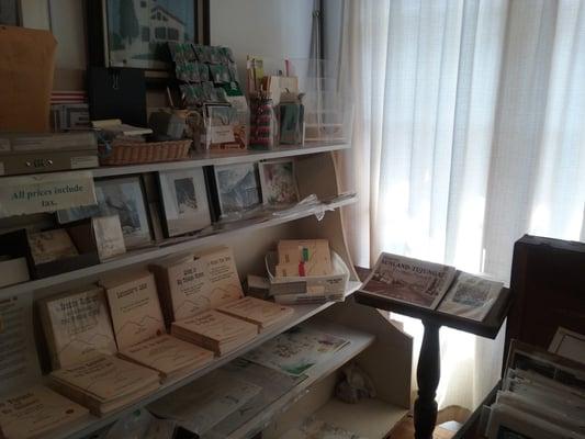 Cute gift shop benefits Little Landers