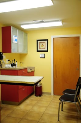 A.P.A.W. Veterinary Hospital and Wellness Center - Exam Room