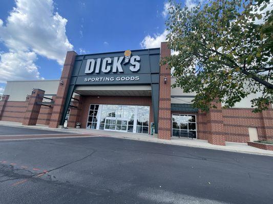 DICK's Sporting Goods - Grove City, OH