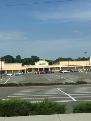 Weymouth Dollar Tree -- 140 Main Street / Route 18, Weymouth           Storefront