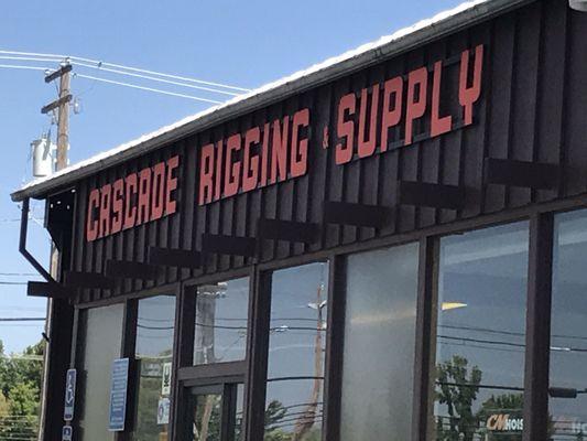 Cascade Rigging & Supply