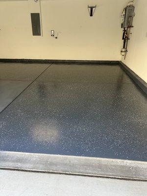 Epoxy finish in residential garage