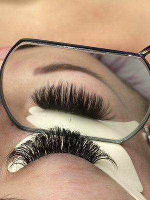 Volume lashes