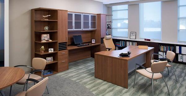 Executive Desk & Office Chairs