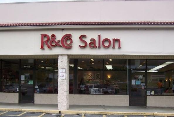 R&Co. Salon (Ross the Boss) Halls, TN