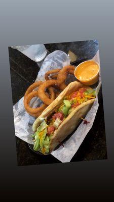 Food!! Grilled Chicken Pita w/ onion rings!!!