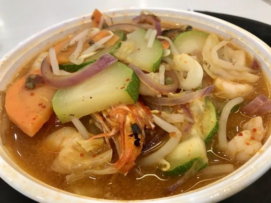 Seafood Noodle Soup (Jjamppong) Spicy