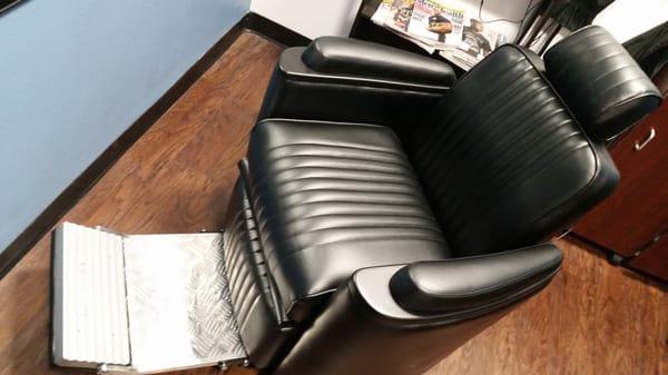 New chair at the chair. So comfy best Barber Shop and men's Solon in Tustin.