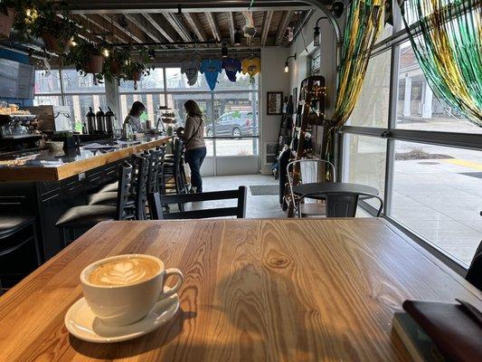 The bar and cafe: interior