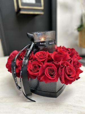 Black box , red roses, sand candle for your valentine