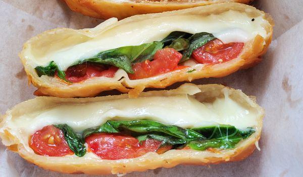 Caprese eggrolls