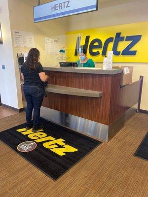 Hertz Car Rental -  Alamosa Airport HLE