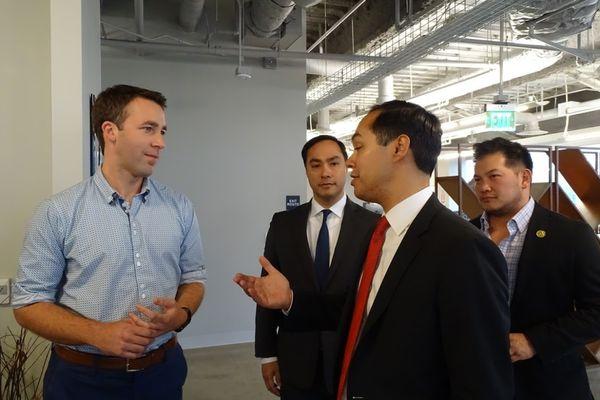 Presidential Candidate Julian Castro visiting ScaleLA!