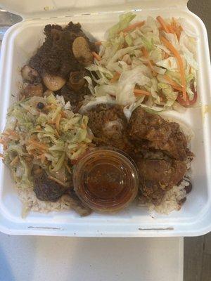 Oxtail/fried chicken combo