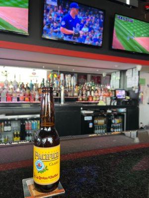 Pacifico and the cubs