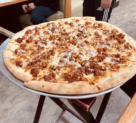 BBQ Chicken Round Pizza