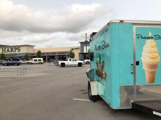 Truck sits right outside of Harps on Monroe.