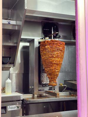 Al pastor trompo