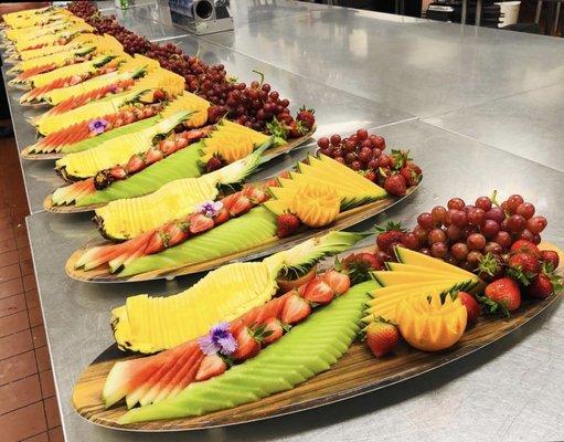 Custom fruit platters for any occasion