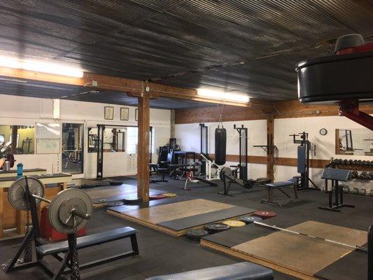 Great lifters' gym. Just passing through on my way to Washington state and Mike is an awesome guy