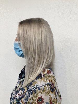 Beautiful ICY blonde by Our very talented colorist Olivia ! Instagram: @hair_by__olivia