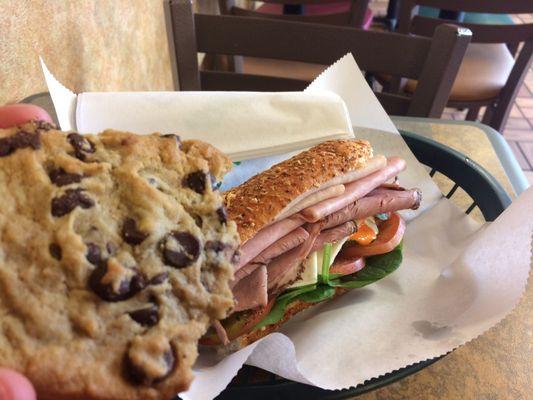 I got the subway Club and some cookies, the cookies were very good and the club looked amazing! Definitely recommend this sandwich.