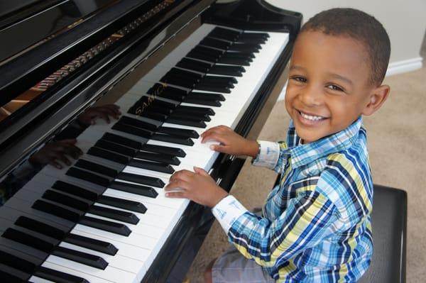 Register for Piano Lessons! 253-470-8050 info@cappellaperformingarts.com