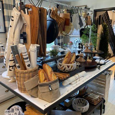 The kitchen at THE LOFT by LDI Lincoln is filled with useful kitchen essentials - cutting boards, beautiful bowls, dinnerware and more.