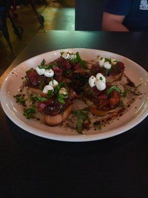 Caprese Crostini