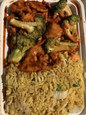 Chicken and broccoli combo platter