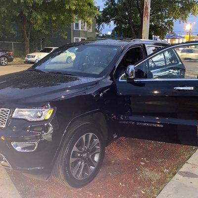 Best Hand Car Wash on the west side of Chicago! Leave Flex'n