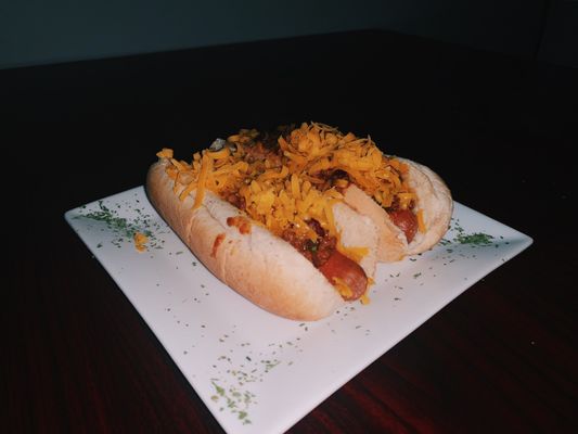 Loaded Chili Hot Dogs