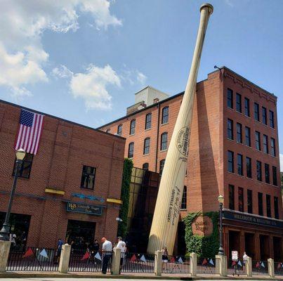 Facade for Louisville Slugger Museum