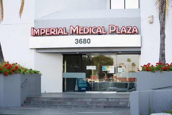 The Imperial Medical Plaza entrance of Eisner Health