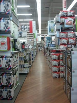 Narrow aisles, the better to pack more inventory in a relatively small BB&B