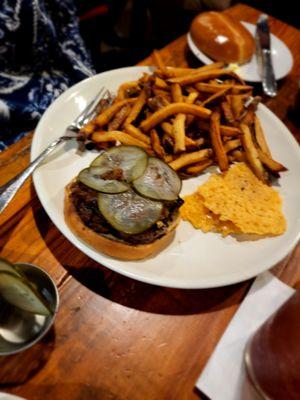 Burger with parmesan crisp