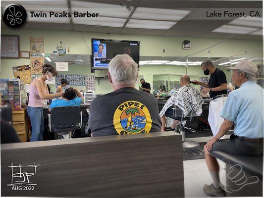 I arrived shortly after they opened the doors; just after 8:30am. Fifteen minutes later, three more customers walked in.