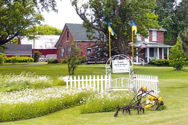 Country Bed & Breakfast, Shafer, MN.